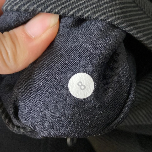 Lululemon Mula Bundle Jacket Charcoal Black Women's Asymmetrical Full Zip Sz 8 - Picture 8 of 12